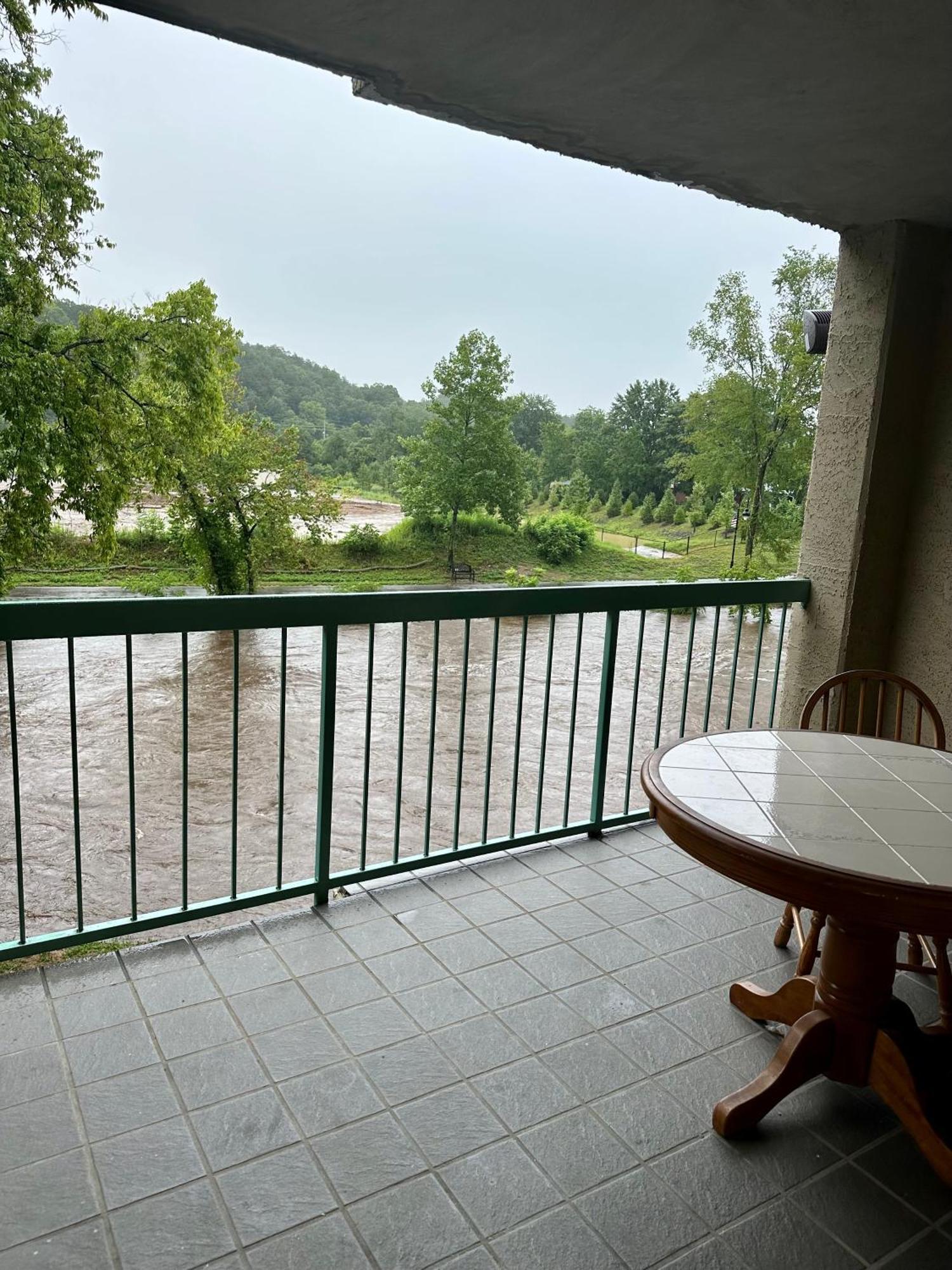 River Place 209 1br * Pigeon Forge