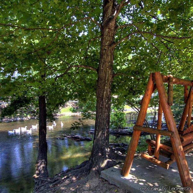 River Place 209 1br Pigeon Forge
